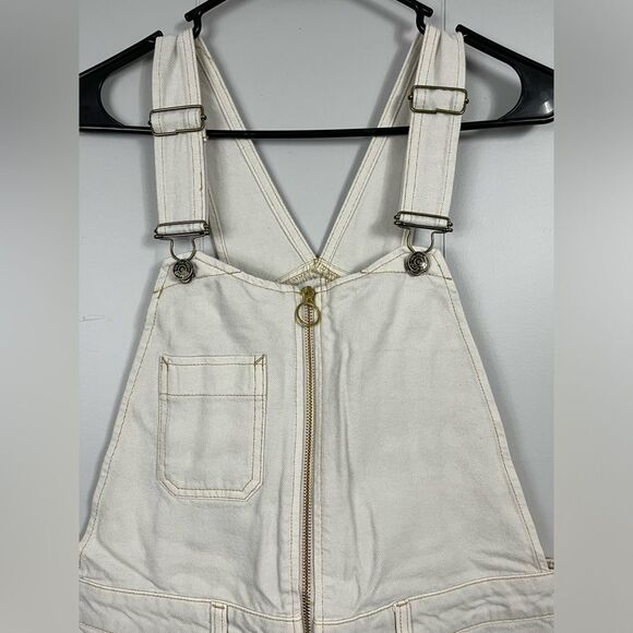 NWT We The Free Off White Sunkissed Shortfall Denim Overalls Size 8 - Picture 3 of 6